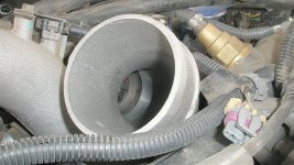 LB7 turbo intake horn 005.jpg